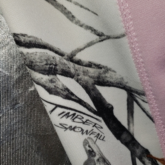 Camo Zip-up Pullover - Picture 3 of 14